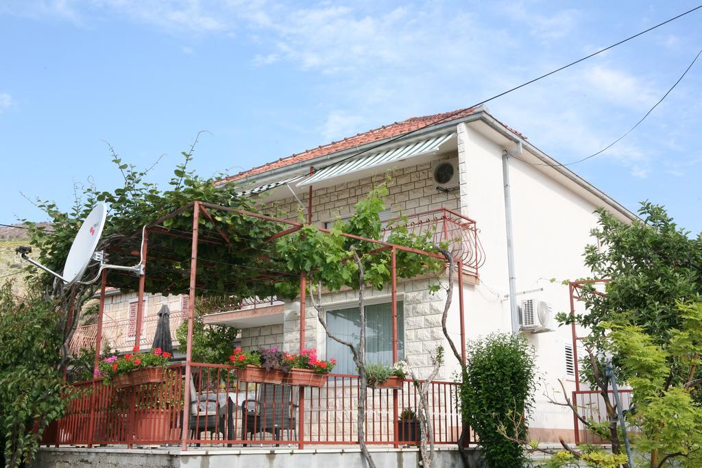 Apartment Nives 特罗吉尔 外观 照片
