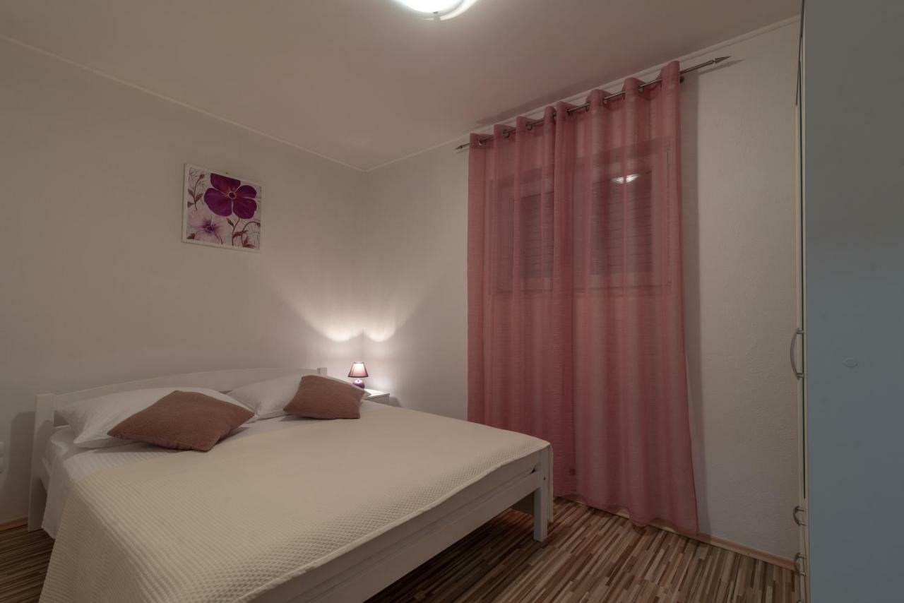 Apartment Nives 特罗吉尔 外观 照片