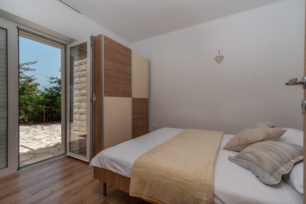 Apartment Nives 特罗吉尔 外观 照片
