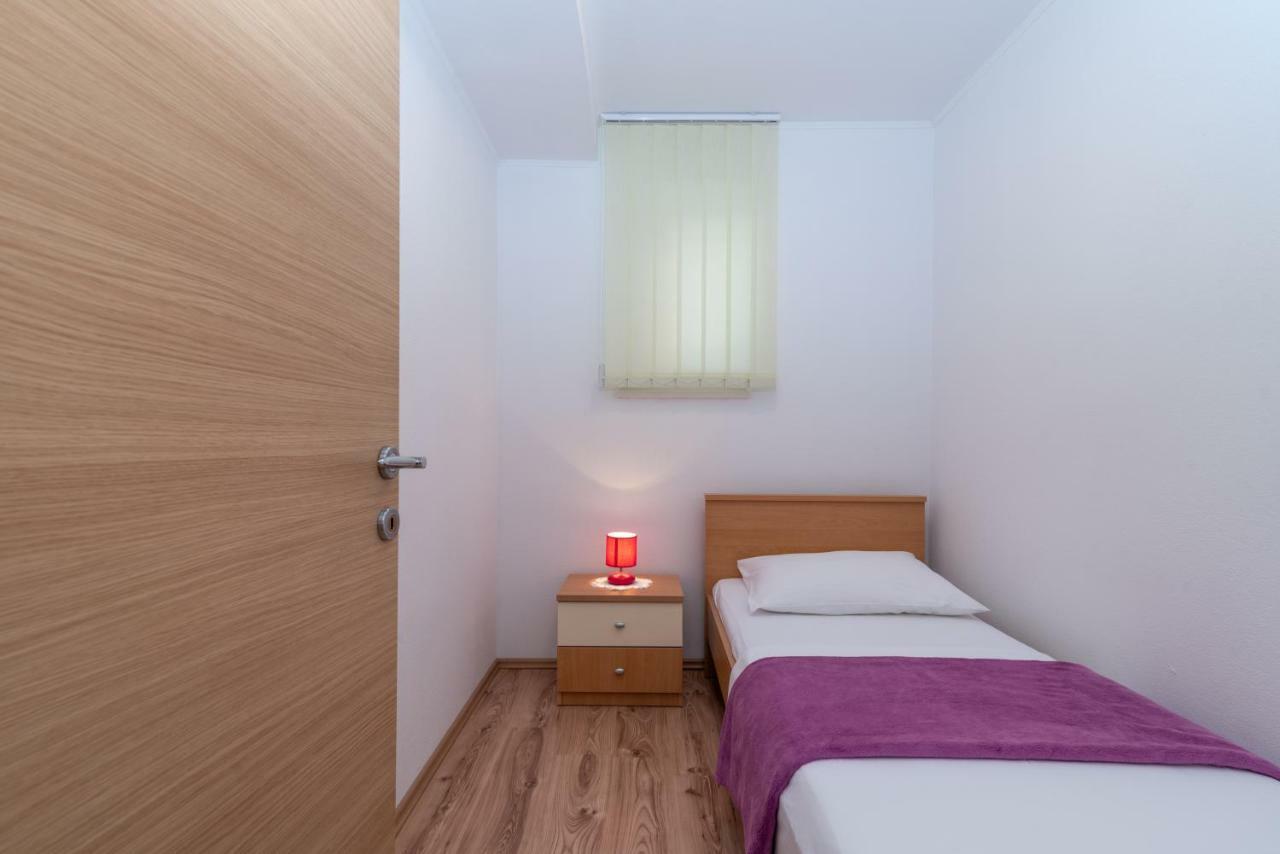 Apartment Nives 特罗吉尔 外观 照片