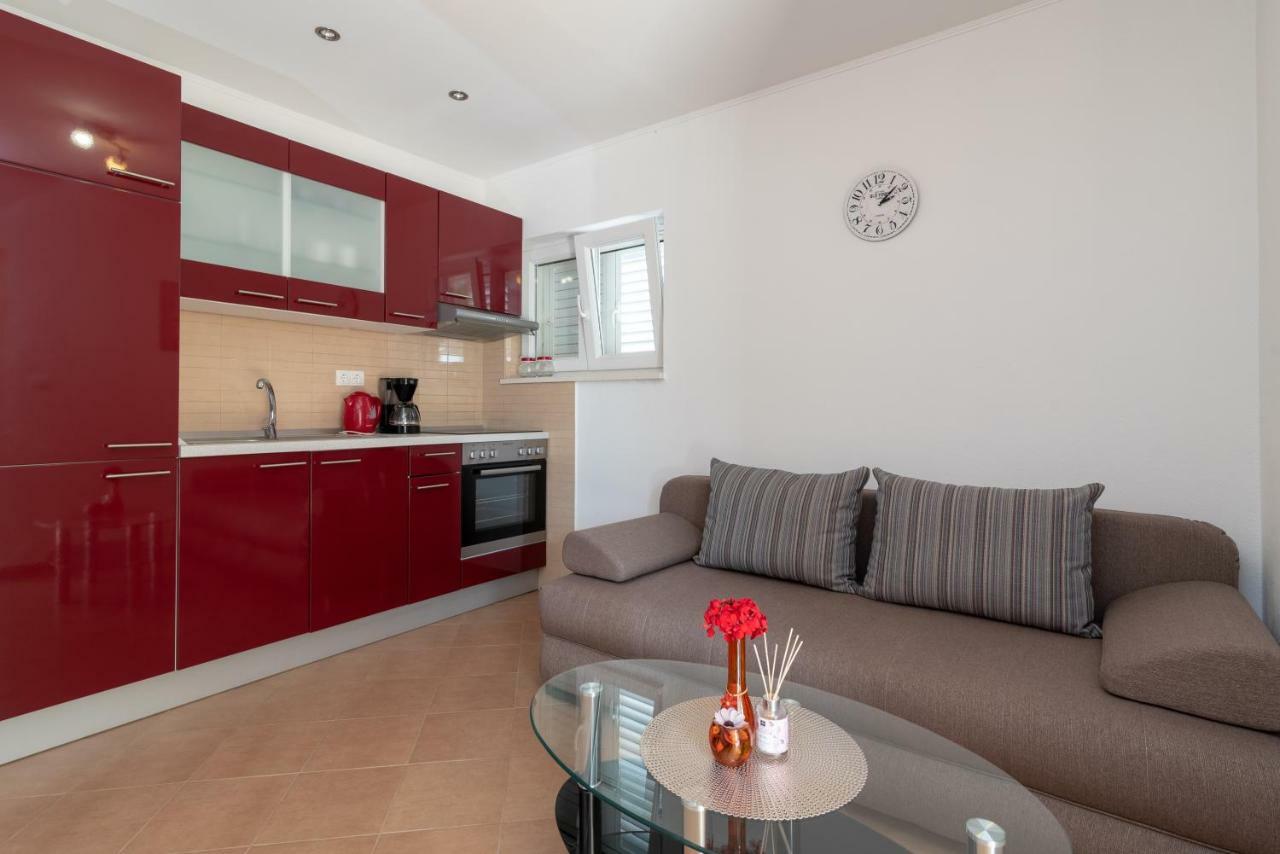 Apartment Nives 特罗吉尔 外观 照片